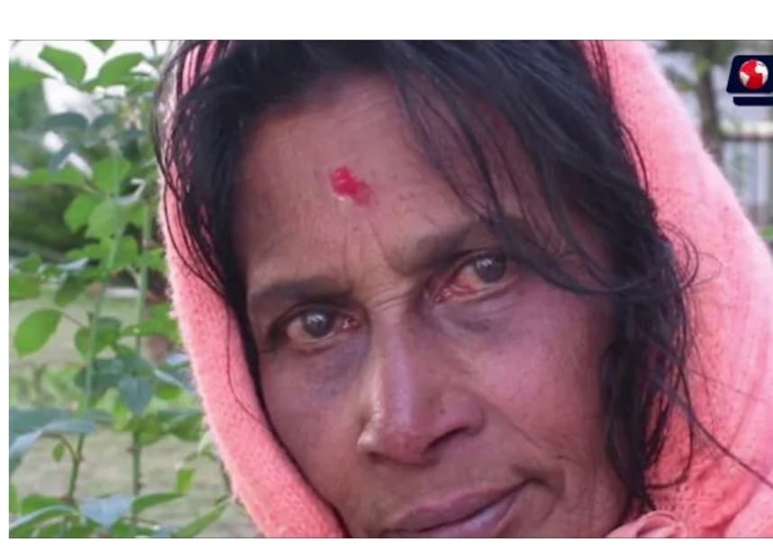 क्या यही महिला सशक्तिकरण है,..... 1 क्या यही महिला सशक्तिकरण है,..... 1