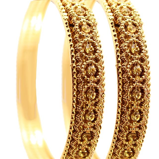 Dazzling valuable golden bangles 1