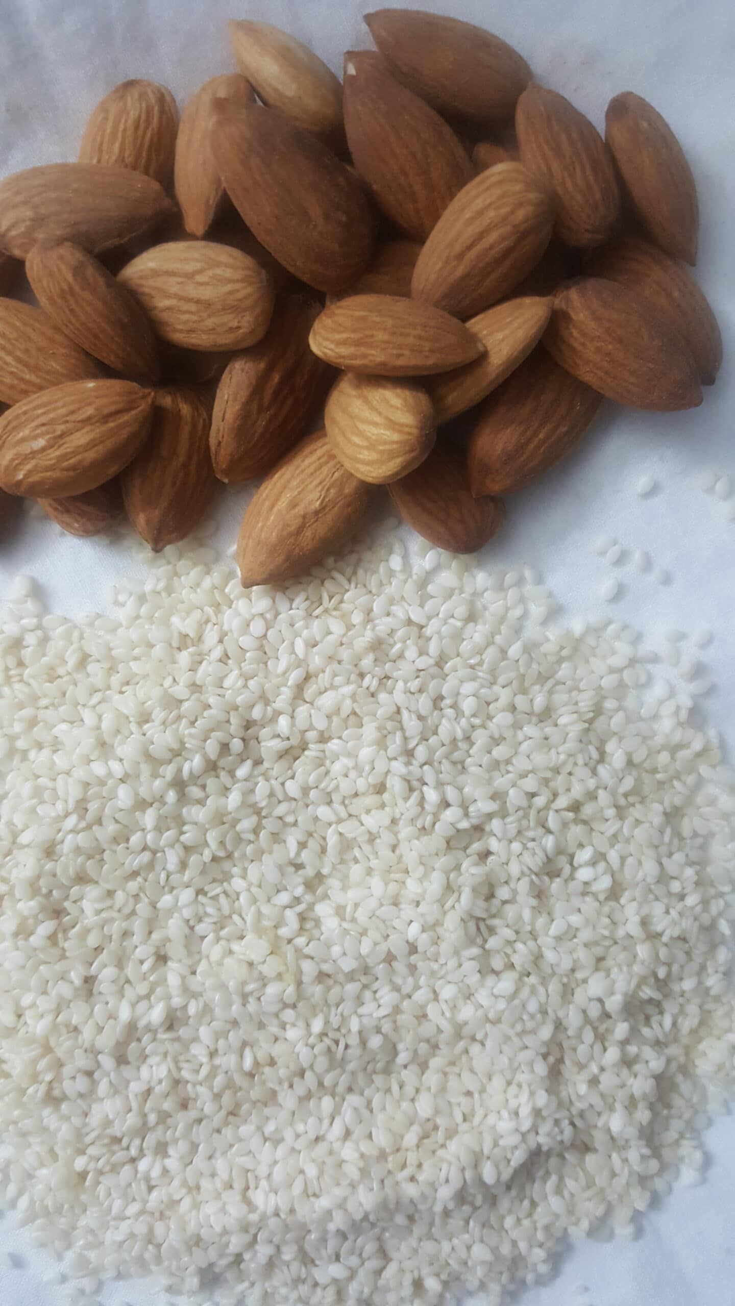 तिल बादाम पंजीरी 😋😋 1 तिल बादाम पंजीरी 😋😋 1